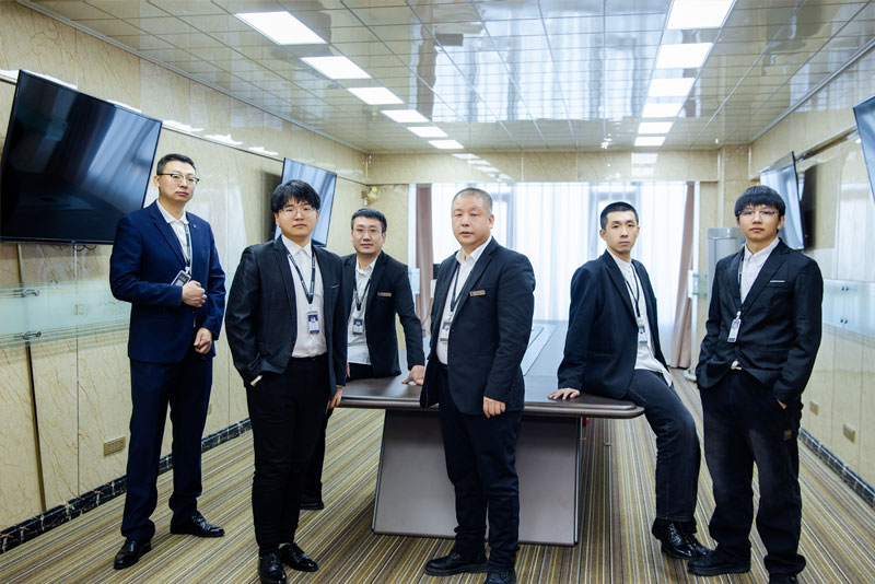 资深摄影、策划和设计团队